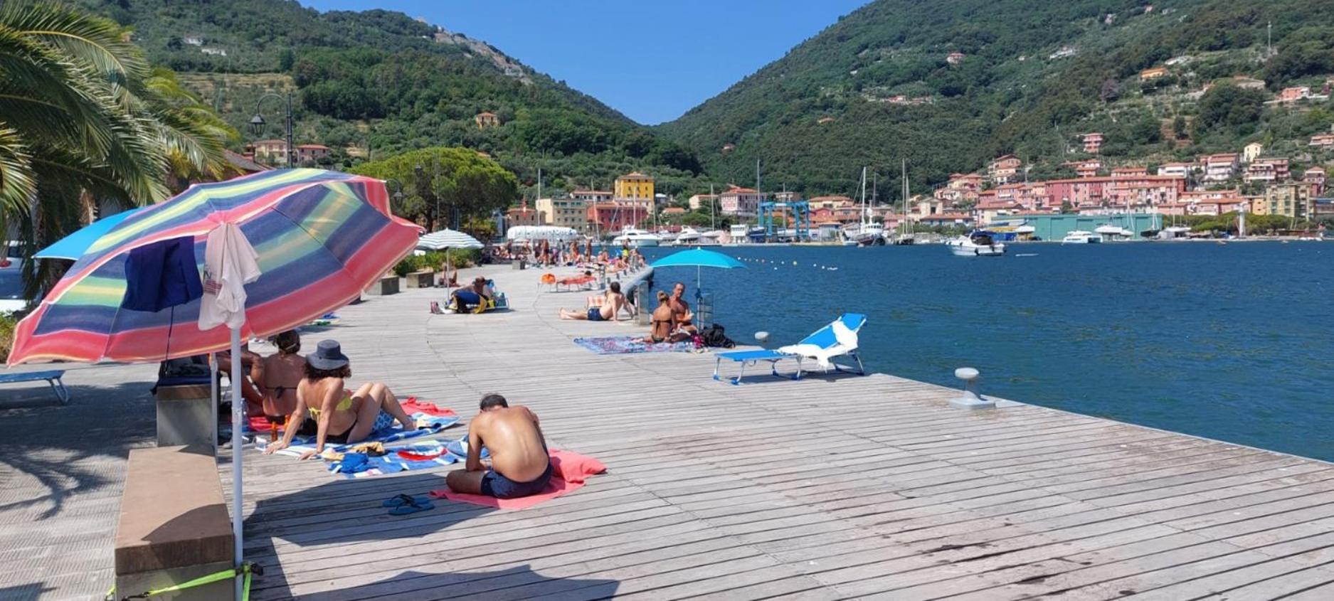 Moderno Appartamento Vista Mare, Con Parcheggio Privato Porto Venere Exterior photo